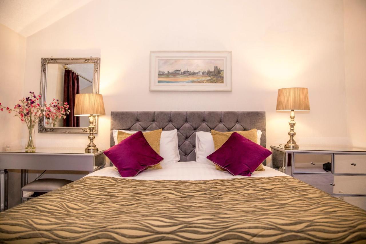 Royal Goat Hotel Бетгелерт Экстерьер фото